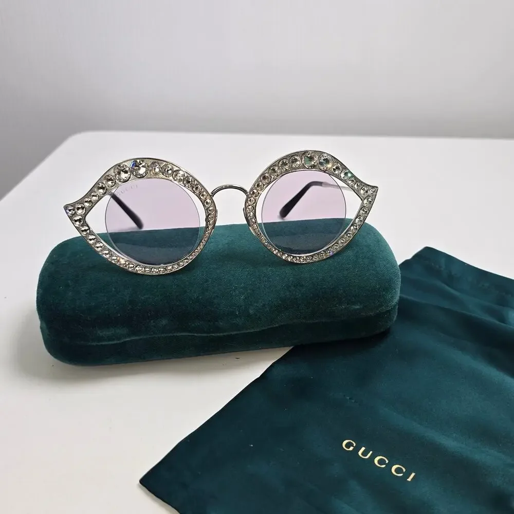 Gucci Crystal Lips Rhinestone Cat Eye Sunglasses Round Lenses Light Lilac